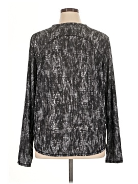 Lululemon Athletica Long Sleeve T-Shirt (view 2)