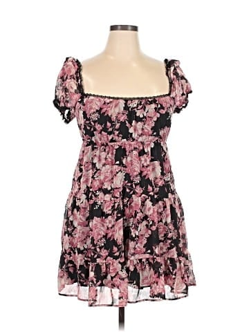 City Triangles Casual Dress (view 1)