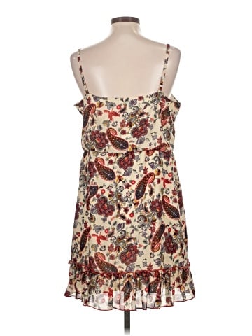 Romeo & Juliet Couture Casual Dress (view 2)