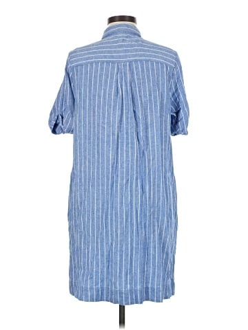 Old Navy Casual Dress (view 2)