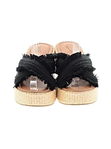 Universal Thread Sandals (view 2)