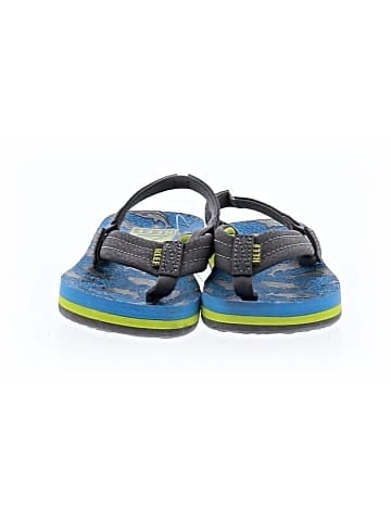 Reef Flip Flops (view 2)