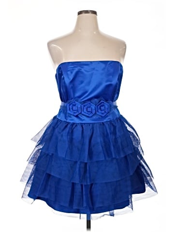 Star Box Cocktail Dress (view 1)