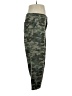 Universal Thread Camo Green Casual Pants Size 17 - photo 4