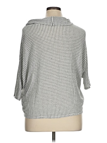 Laila Jayde 3/4 Sleeve Blouse (view 2)