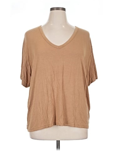 American Eagle Outfitters Short Sleeve T-Shirt (view 1)