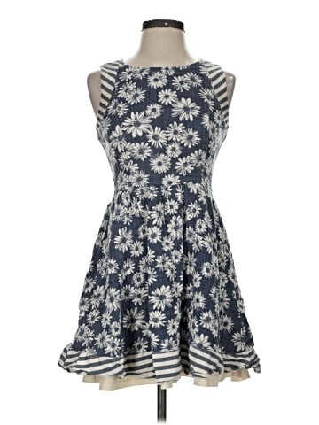 Esley Casual Dress (view 1)