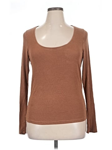 Victoria's Secret Long Sleeve T-Shirt (view 1)