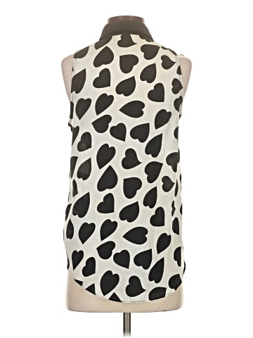 Sans Souci Sleeveless Blouse (view 2)