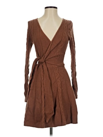 Greylin Casual Dress (view 1)