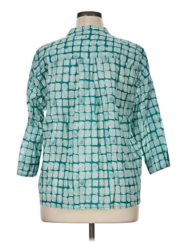 Liz Claiborne 3/4 Sleeve Button-Down Shirt (view 2)