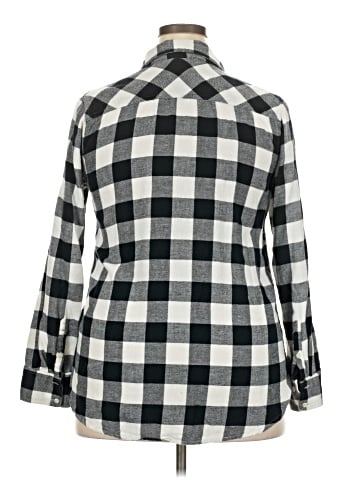 Merona Long Sleeve Button-Down Shirt (view 2)