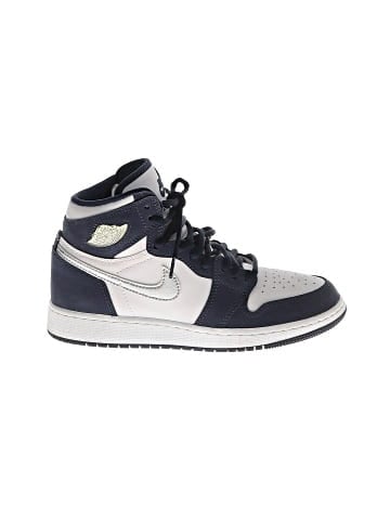 Air Jordan 1 Retro High 'CO Japan Midnight Navy (GS)' Sneakers (view 1)