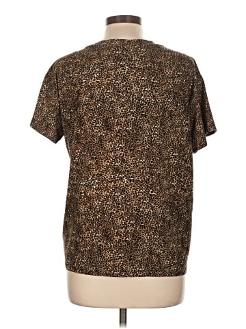 Socialite Short Sleeve T-Shirt (view 2)