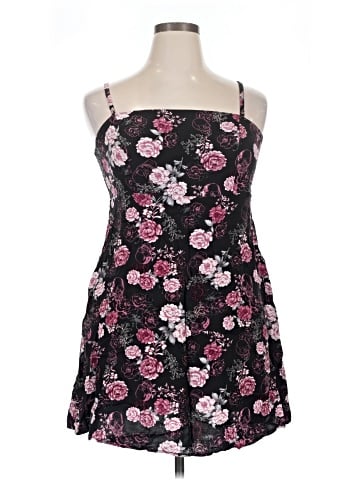 Hot Topic Cocktail Dress (view 1)