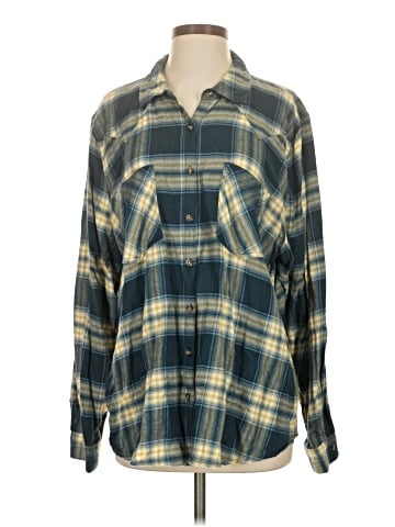 Maurices Long Sleeve Button-Down Shirt (view 1)