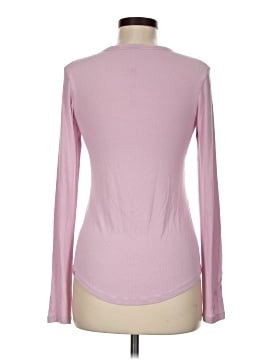 Lululemon Athletica Long Sleeve T-Shirt (view 2)