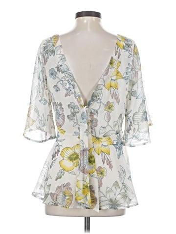 Cupcakes & Cashmere 3/4 Sleeve Blouse (view 2)