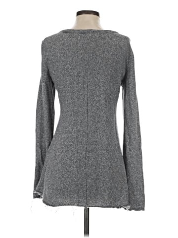 Victoria's Secret Long Sleeve T-Shirt (view 2)