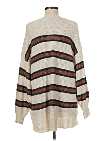 American Eagle Outfitters Pullover Sweater (view 2)
