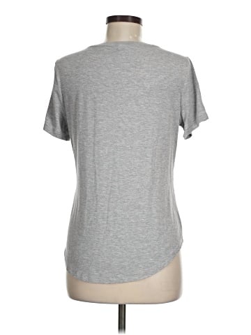 Old Navy Short Sleeve T-Shirt (view 2)