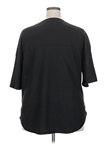 Merokeety 3/4 Sleeve T-Shirt (view 2)