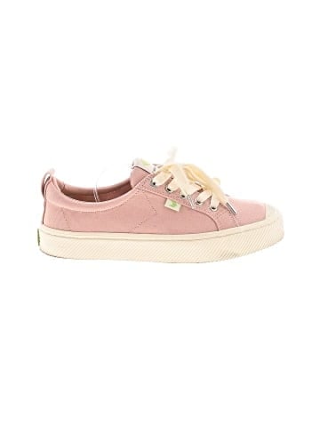 Cariuma Sneakers (view 1)