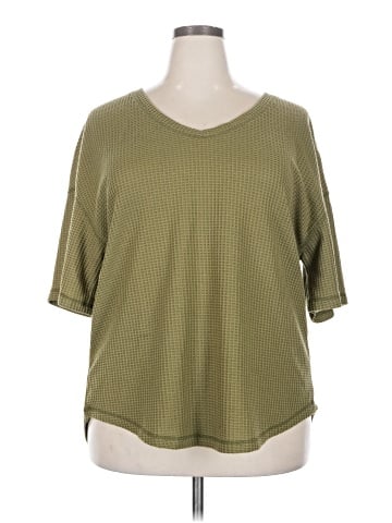 Merokeety 3/4 Sleeve T-Shirt (view 1)