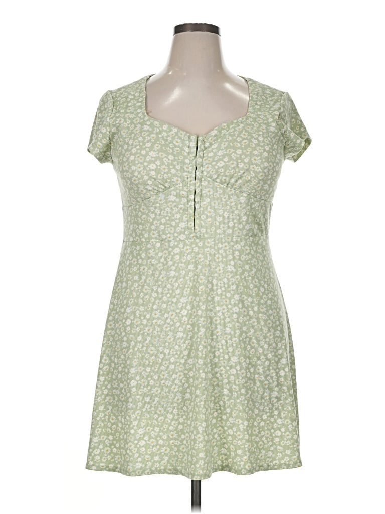 Pre-owned No Boundaries Casual Dress In Green