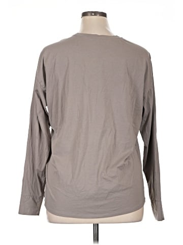 Vuori Long Sleeve T-Shirt (view 2)