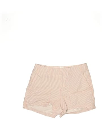 Gap Shorts (view 1)