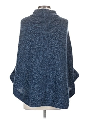 Romeo & Juliet Couture Poncho (view 2)