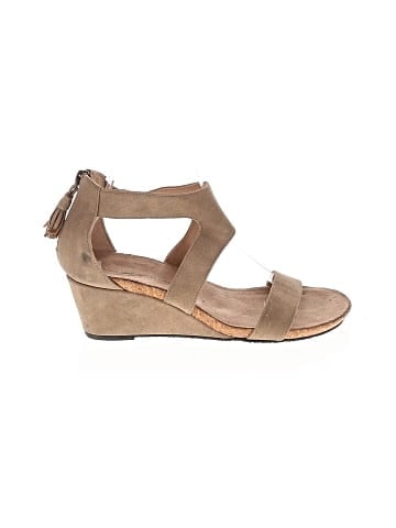 Adrienne Vittadini Wedges (view 1)