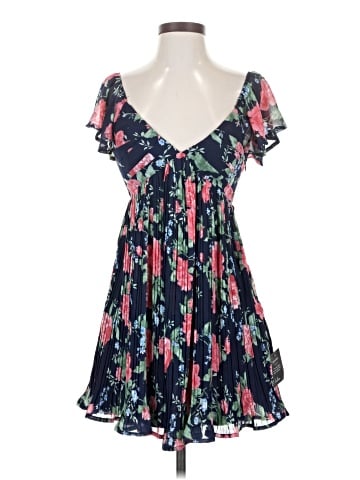 Lulus Casual Dress (view 1)