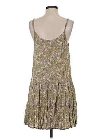 Dress Forum Sleeveless Top (view 2)