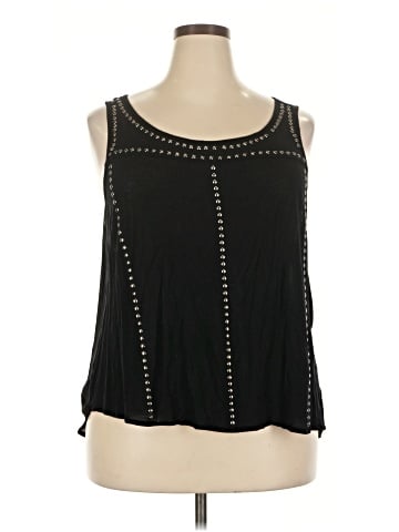 Jennifer Lopez Sleeveless Blouse (view 1)