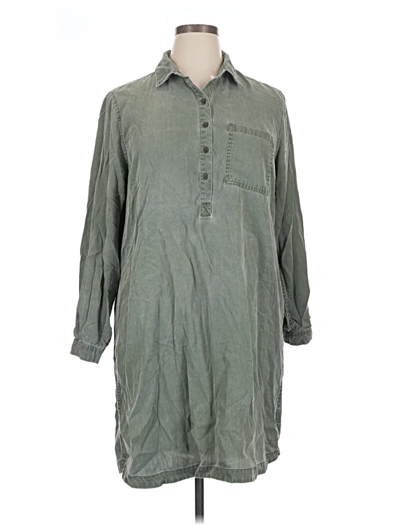 Pre-owned Old Navy Casual Dress In Green