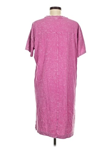 Old Navy Casual Dress (view 2)