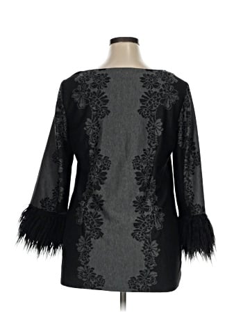 Melissa Paige Pullover Sweater (view 2)