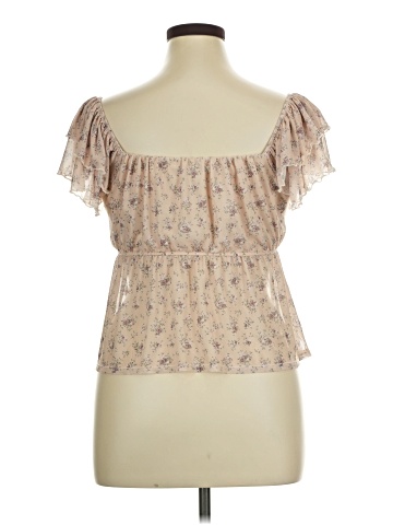 RSQ Short Sleeve Blouse (view 2)