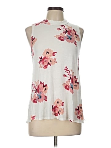 Free Kisses Sleeveless T-Shirt (view 1)