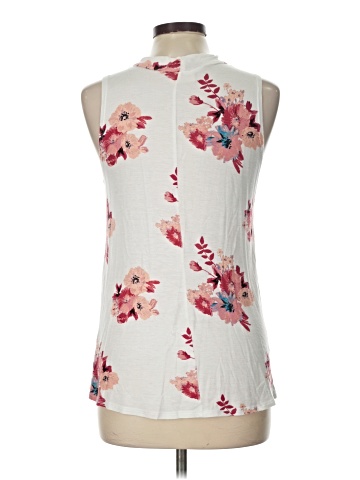 Free Kisses Sleeveless T-Shirt (view 2)