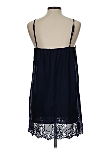 TOBI Sleeveless Blouse (view 2)
