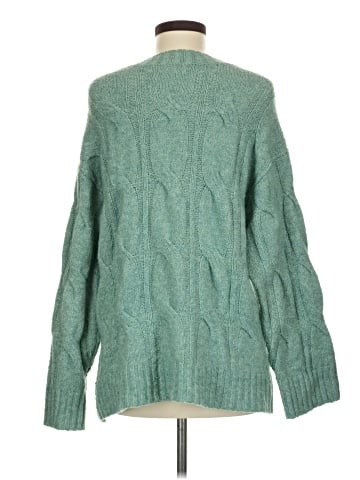 American Eagle Outfitters Pullover Sweater (view 2)