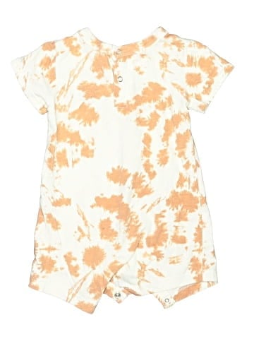 Grayson Mini Short Sleeve Outfit (view 2)