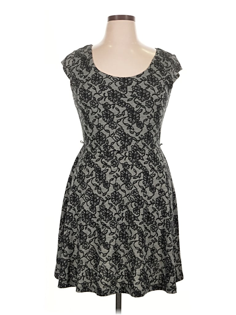 Pre-owned Candies Candie's Casual Dress In Gray