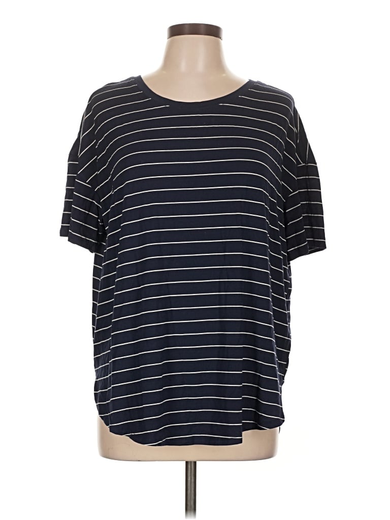 Pre-owned Time And Tru Short Sleeve T-shirt In Black