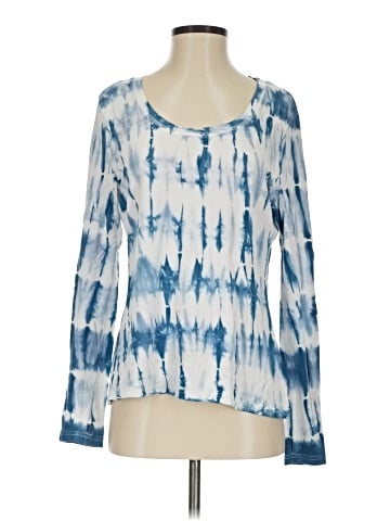 Blue Saks Fifth Avenue Long Sleeve T-Shirt (view 1)
