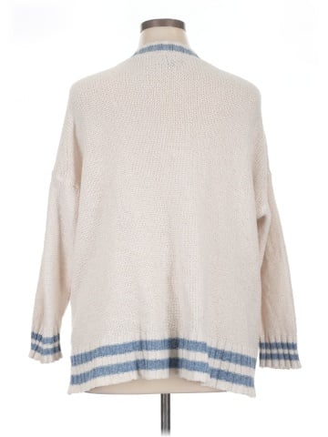 American Eagle Outfitters Pullover Sweater (view 2)