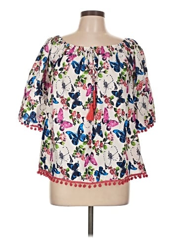 America & Beyond 3/4 Sleeve Blouse (view 1)